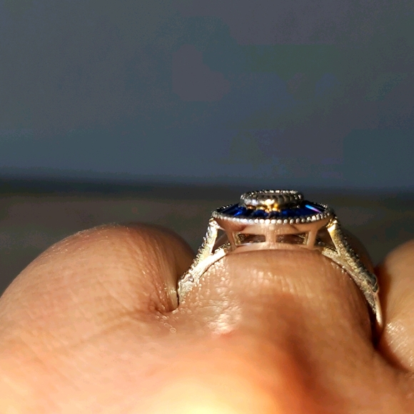 Cubic zirconia ring - Picture 2 of 2